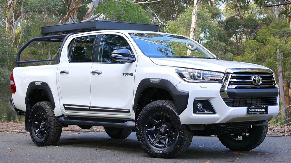 Dual cab ute with aluminium canopy